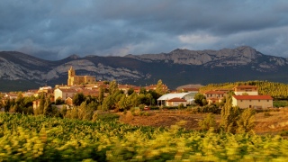 Navaridas,_Rioja_Region,_Spain_(by_@taniazapata).jpg
